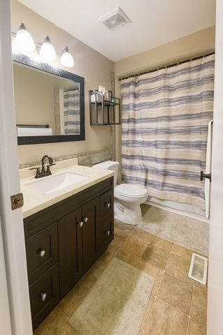 For Lease - 46 Comox Court, London South, Ontario - Photo 5