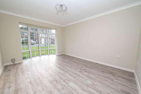 Blenheim Avenue, Faversham, ME13 - Photo 5