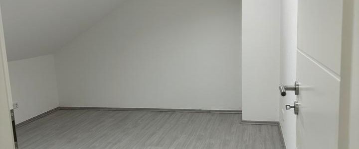 Dachgeschosswohnung zu vermieten - Photo 1