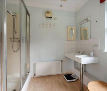 2 bedroom bungalow to rent - Photo 6