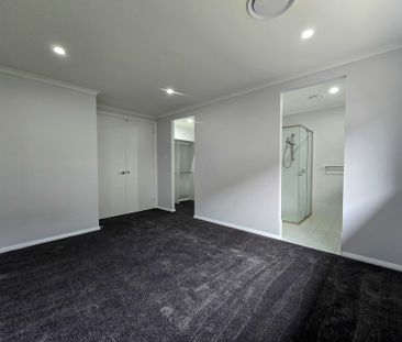 Spacious Family Living with Multiple Living Zones & Alfresco Entert... - Photo 5