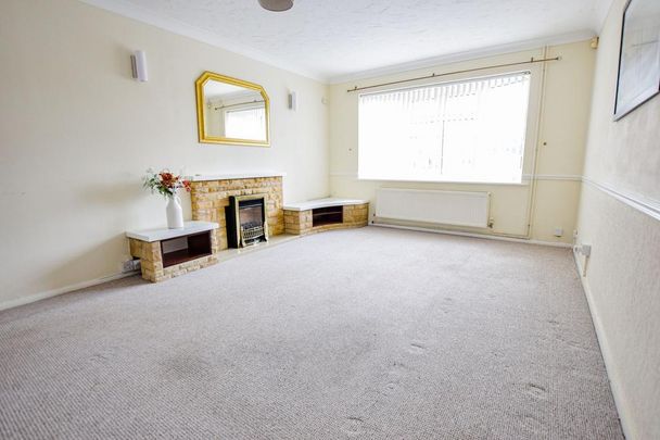 2 bedroom bungalow to rent - Photo 1