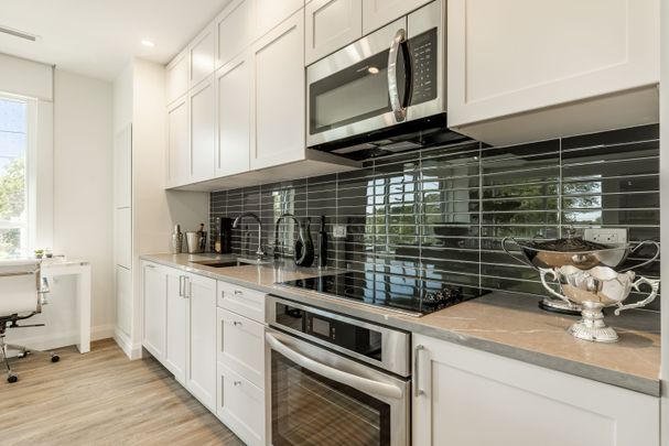 For Lease - 71 Redpath Avenue Unit# 1206, Toronto, Ontario - Photo 1