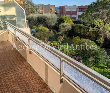 Antibre, quartier piscine Studio de 30 m² + terrasse - Photo 3