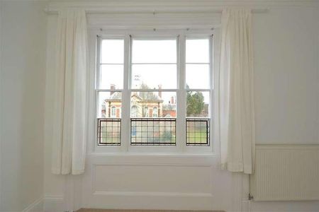 Surbiton, KT6 - Photo 4