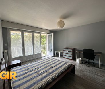 Location Appartement 5 pièces 77m² RENNES 35000 - Photo 3