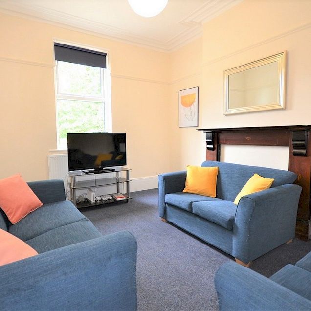 18, Clarke Street, Broomhall, Sheffield, S10 2BS - Photo 1
