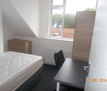 Student Properties to Let - Photo 6