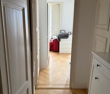 Bel appartement 2.5 pièces au coeur de la Vieille Ville - Foto 5
