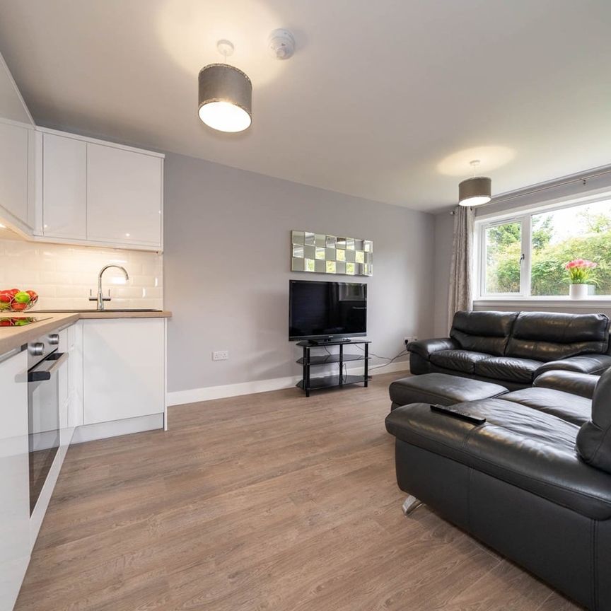 2 Bed Flat, Ruthrieston Gardens, AB10 - Photo 1