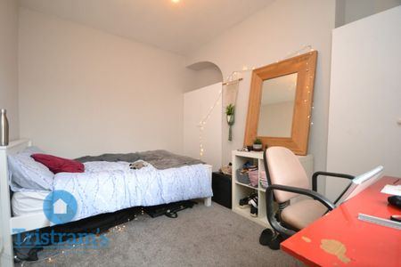 5 bed Mid Terraced House for Rent - Photo 5