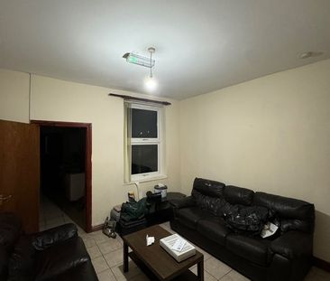 Room in a Shared House, Newport Road, B12 - Photo 4