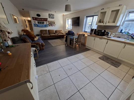 7 bedroom house share to rent - Photo 1