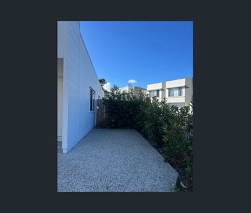 17b/9 Diamond Ave, Kallangur, Qld 4503 - Photo 2