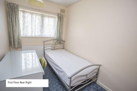 5 bedroom terraced house to rent - Photo 3