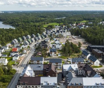 Frestavägen 128 - Photo 1