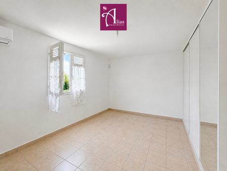Location Maison 4 pièces 140m² PETIT BOURG 97170 - Photo 2