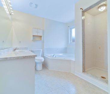 For Lease - 16B Gower Street Unit# Main, Toronto, Ontario - Photo 5
