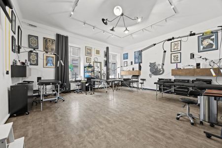 Nowy Świat - mieszkanie pod działalność 69.02 m² - Photo 2