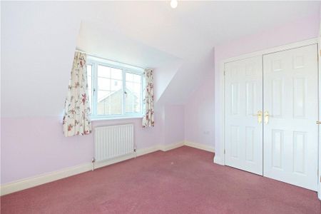 3 bedroom detached house to rent - Photo 4