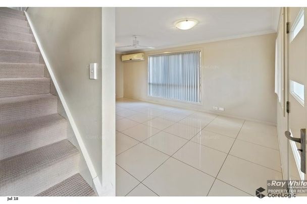 13 Tawarra Crescent, Gracemere QLD 4702 - House For Rent | Domain - Photo 1