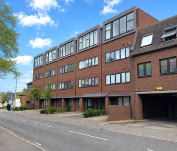 Trinity Place, Woking - 1 bedroomProperty for lettings - Seymours - Photo 6