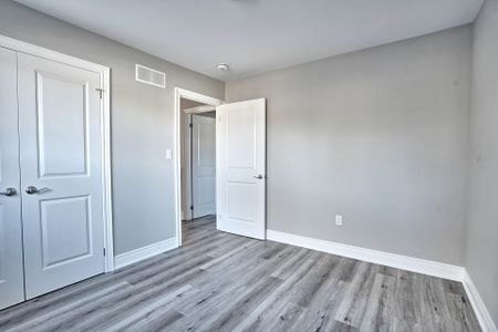 For Lease - 3109 Riselay Avenue, Fort Erie, Ontario - Photo 4