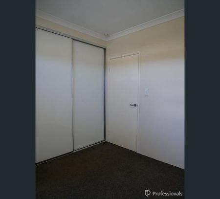 11/9 Henry Street, East Cannington, WA 6107 - Photo 4