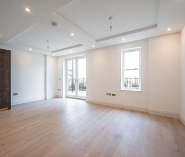 2 bedroom flat to rent - Photo 2