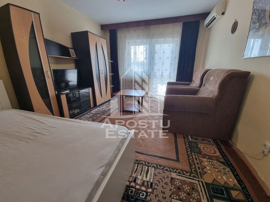 Apartament cu o camera, zona Sagului - Fotografie 1