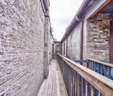 For Lease - 1074 St Clair Avenue Unit# 3, Toronto, Ontario - Photo 3