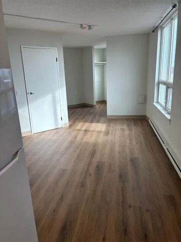 Sek On Toi Senior 55+ Apartments — Bachelor Suite RENT GEARED TO INCOME - Photo 5