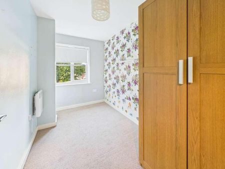 Viridian Square, Aylesbury, HP21 - Photo 3