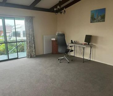 Renovated family comfort - Photo 1