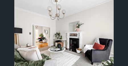 Period appeal in a premium pocket - Photo 4