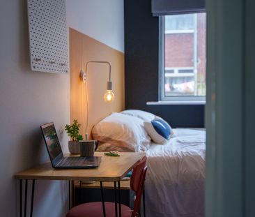 Room in a Shared House, Park View Grove, LS4 - Photo 5