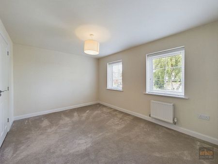 Thorn Tree Drive, Thornton - Photo 3