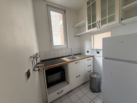 Location Appartement 3 pièces 54m² LILLE 59800 - Photo 4