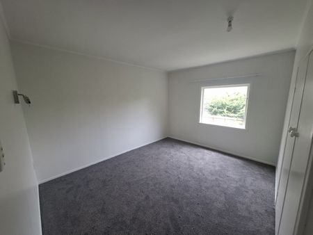 2/41 Derwent Crescent, Titirangi - Photo 4