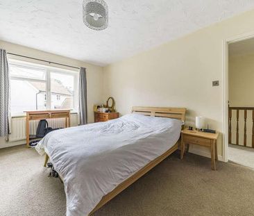 Bury St. Edmunds, Suffolk, IP33 - Photo 4