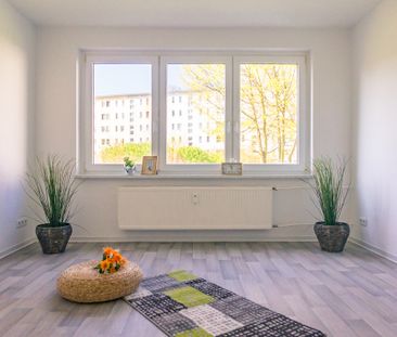 3-Raum-Wohnung mit Einbauküche - Photo 1