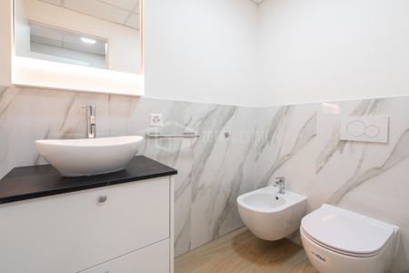 APPARTAMENTO AMMOBILIATO DI 2.5 LOCALI VICINO AL PARCO CIANI - Photo 5