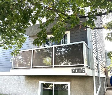 Bright Quiet Top-Floor Suite in Vibrant Bankview | Close to Downtow... - Photo 1