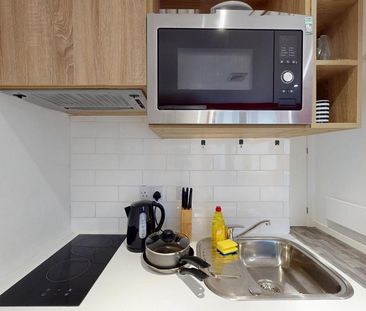 Studio to rent - Photo 4