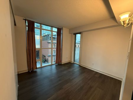 For Lease - 126 Simcoe Street Unit# 311, Toronto, Ontario - Photo 2