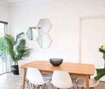 FULLY FURNISHED - Unavailable until December 2019 - Photo 3