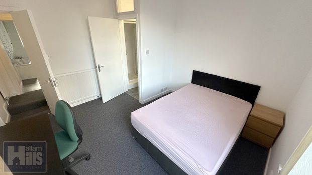 Cecil Square, - Photo 1