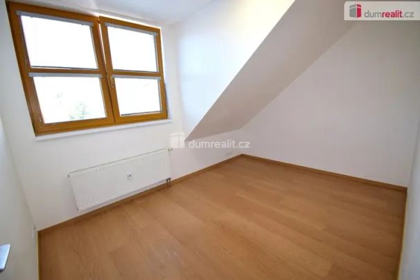 Pronájem 2+kk, 41m P4-Krč, ul. Na Dvorcích, po kompletní rekonstrukci, klimatizace - Photo 1