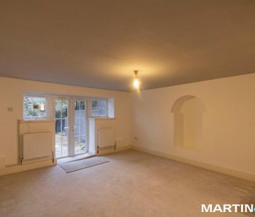 3 bedroom flat to rent - Photo 3