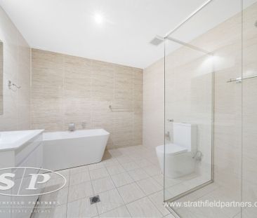 Modern Apartment With Great Views - Photo 6